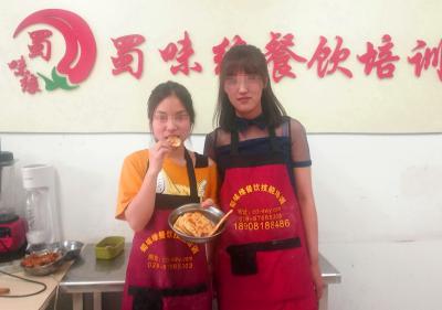 特色小吃培訓(xùn),南充鍋盔技術(shù)培訓(xùn)哪里好？