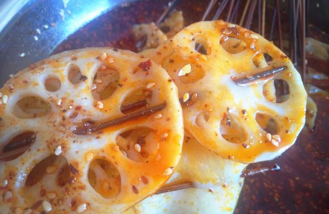 四川特色小吃，看起來很有油吃起來很香