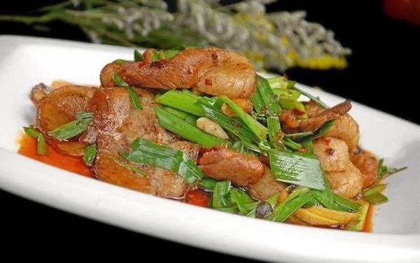 四川風(fēng)味小吃蒜苗回鍋肉，你吃過了嗎？