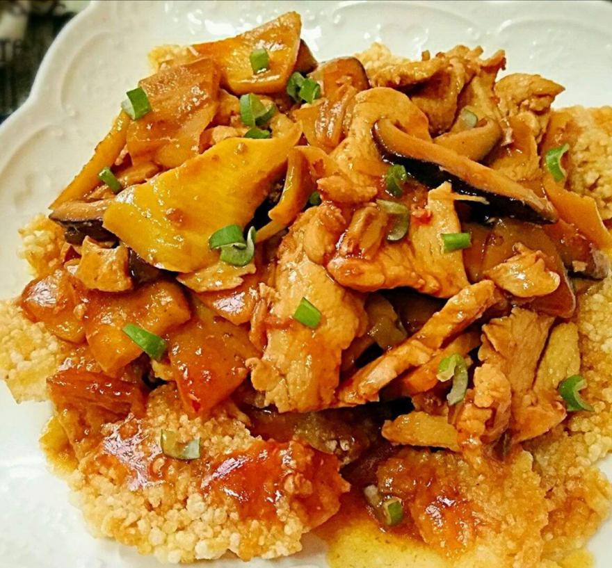 鍋巴肉片簡單又好吃，讓你愛上這樣一道獨特味道的美食