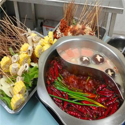 特色串串香技術(shù)培訓(xùn)中心哪里好？蜀味緣調(diào)湯技巧訓(xùn)練