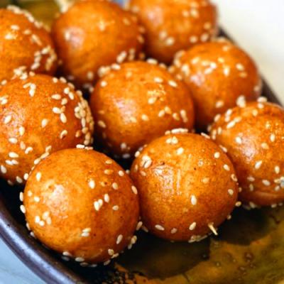 成都高新區(qū)名小吃糖油果子哪里可以學？