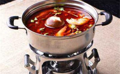 自貢旋轉(zhuǎn)小火鍋技術(shù)培訓(xùn)多少錢？