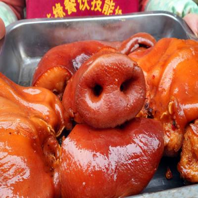 現(xiàn)撈絕味鹵菜技術(shù)培訓(xùn)班哪里專業(yè)？各種材料鹵制技巧