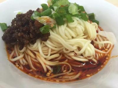 四川擔(dān)擔(dān)面食技術(shù)培訓(xùn)價(jià)格哪里便宜？專業(yè)培訓(xùn)學(xué)校