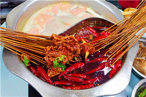 成都火鍋串串技術(shù)培訓費用哪里便宜？免費開店指導服務(wù)