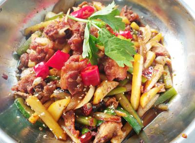 四川麻辣干鍋技能訓(xùn)練班哪里好？特征干鍋技能配方學(xué)習(xí)