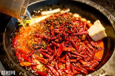 川味火鍋技術(shù)培訓(xùn)學(xué)校多少錢(qián)？采用一對(duì)一大廚教學(xué)