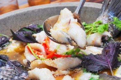 四川正宗石鍋魚技術(shù)培訓(xùn)哪里好？制作石鍋魚秘制紅油