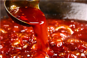 四川麻辣火鍋技術(shù)培訓(xùn)班哪里好？火鍋高湯原料的選擇