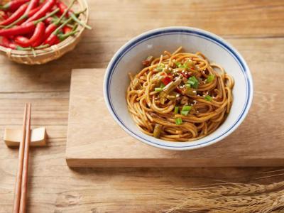 武漢熱干面培訓(xùn)哪里好？熱干面培訓(xùn)機構(gòu)