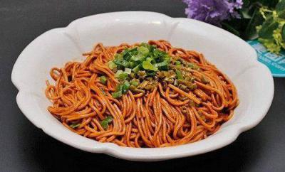 熱干面培訓(xùn)哪里好？熱干面技術(shù)學(xué)會為止