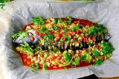 蒜香紙包魚培訓(xùn)哪里好？蒜香紙包魚的做法