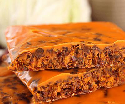 重慶火鍋底料技術(shù)訓(xùn)練哪里好？現(xiàn)場(chǎng)選材現(xiàn)場(chǎng)制作