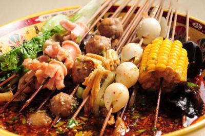 麻辣燙技術培訓需要多少錢？麻辣燙培訓學院