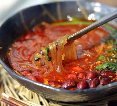 成都餐飲培訓(xùn)學(xué)校，重慶酸辣粉培訓(xùn)哪家好？