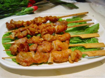 餐飲創(chuàng)業(yè)項(xiàng)目，無煙燒烤技術(shù)培訓(xùn)哪里比較好？