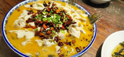 酸菜魚(yú)技術(shù)培訓(xùn)哪里比較好？教學(xué)過(guò)程中采取一對(duì)一教學(xué)