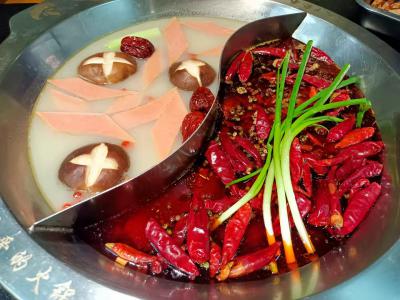 成都火鍋底料技術培訓哪家好？成都蜀味緣火鍋培訓