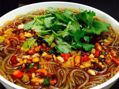 手工酸辣粉技術培訓學校哪家好？