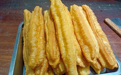 成都早餐開店技術(shù)哪里好？  想學(xué)早餐油條制作