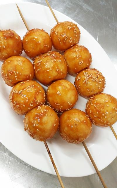 成都哪里學(xué)習(xí)正宗小吃技術(shù)？ 街邊糖油果子技術(shù)培訓(xùn)