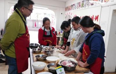 成都里可以學(xué)餐飲技術(shù)？