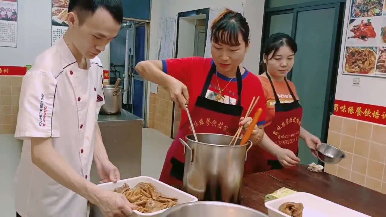 培訓(xùn)面食中心技術(shù)有哪些？蜀味緣早餐技術(shù)培訓(xùn)中心