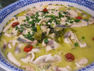 酸菜魚技術(shù)培訓(xùn)班在哪里？蜀味緣培訓(xùn)學(xué)校為您指明方向