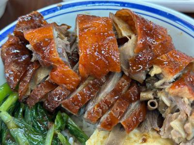 港式燒鵝飯技術(shù)培訓(xùn)哪里好？蜀味緣餐飲培訓(xùn)學(xué)校，助您掌握正宗技藝！