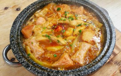 學石鍋魚技術培訓多少錢？蜀味緣餐飲培訓班深度解析