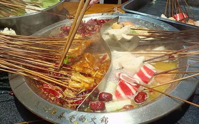 成都蜀味緣火鍋串串技術培訓：開啟串串香創(chuàng)業(yè)新征程