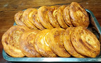 成都蜀味緣軍屯鍋盔技術(shù)培訓(xùn)：解鎖傳統(tǒng)小吃新商機(jī)